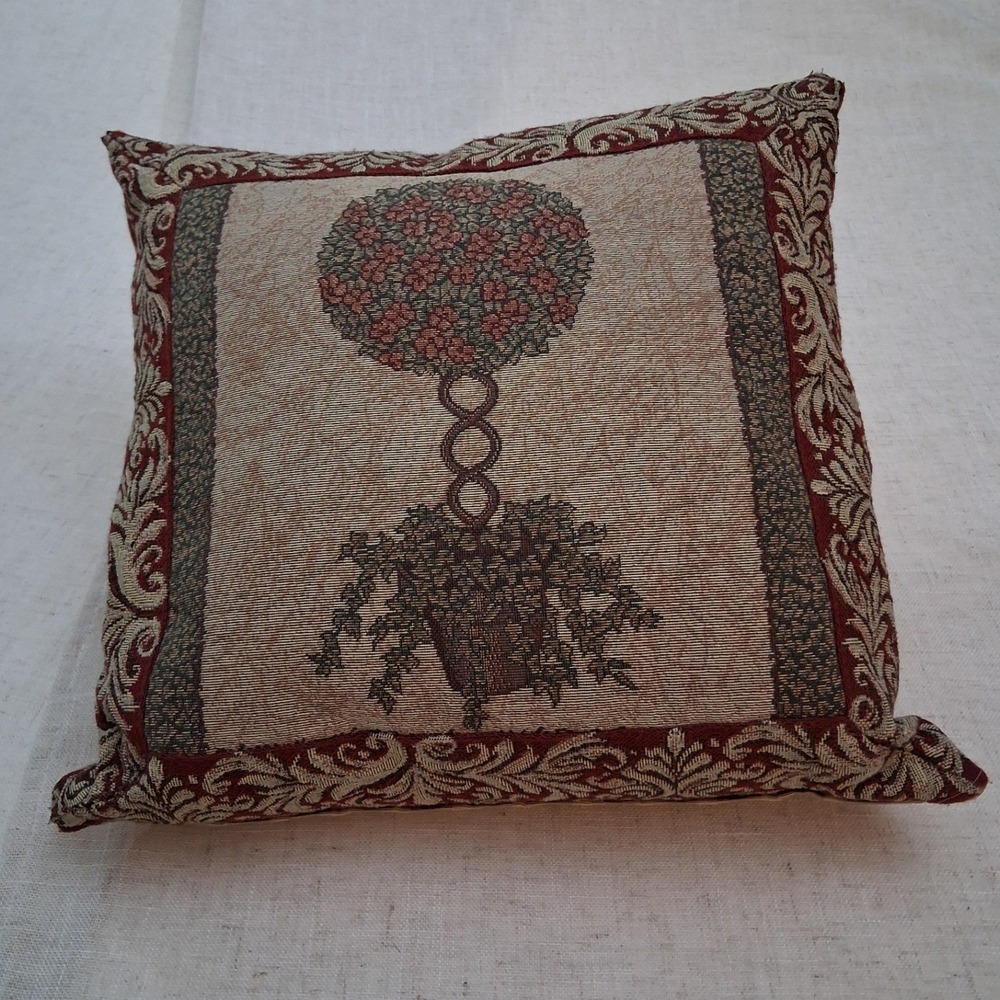 Unbranded Tapestry Throw Pillow Unisex 15 x15 Tan Red Vintage Topiary Tree